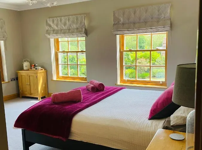 Riverside House York